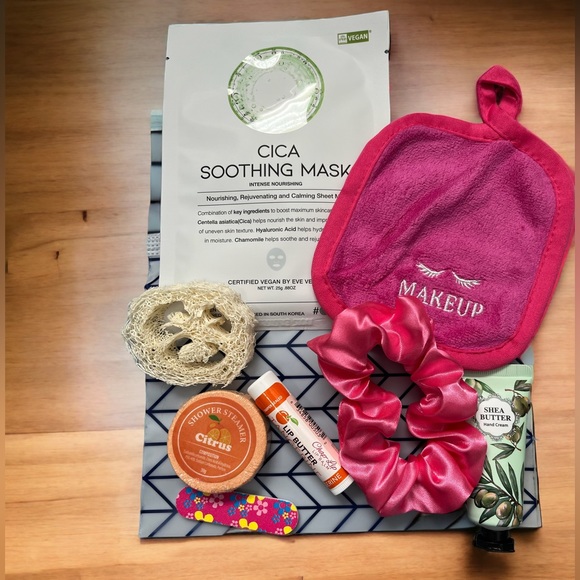 9 item Beauty care gift set - Picture 4 of 5